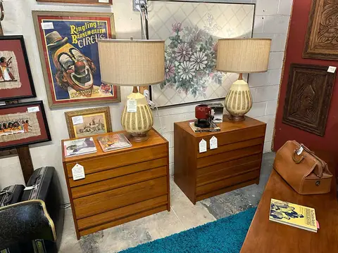 Pair of walnut nightstands with ceramic table lamps at Picker Joe's Antique Mall in Savannah, GA