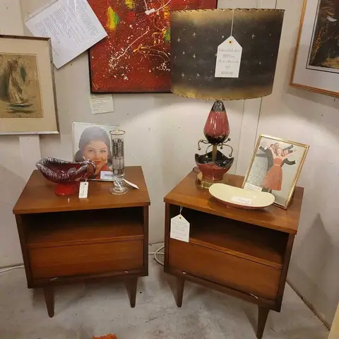 Pair of walnut nightstands with lamps at Picker Joe's Antique Mall in Savannah, GA